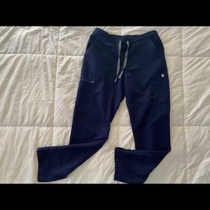 Figs Yola scrub pants  Size small / petite